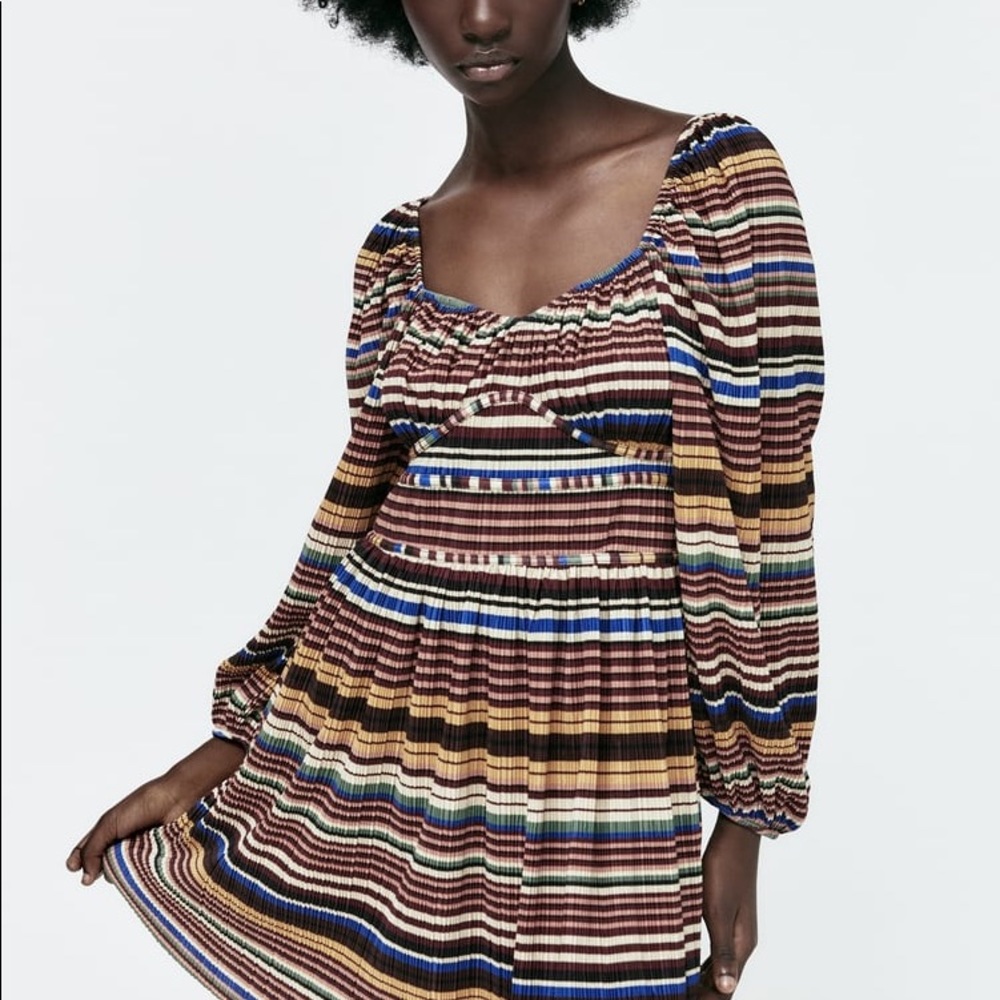 Zara PRINTED PLEATED DRESS
